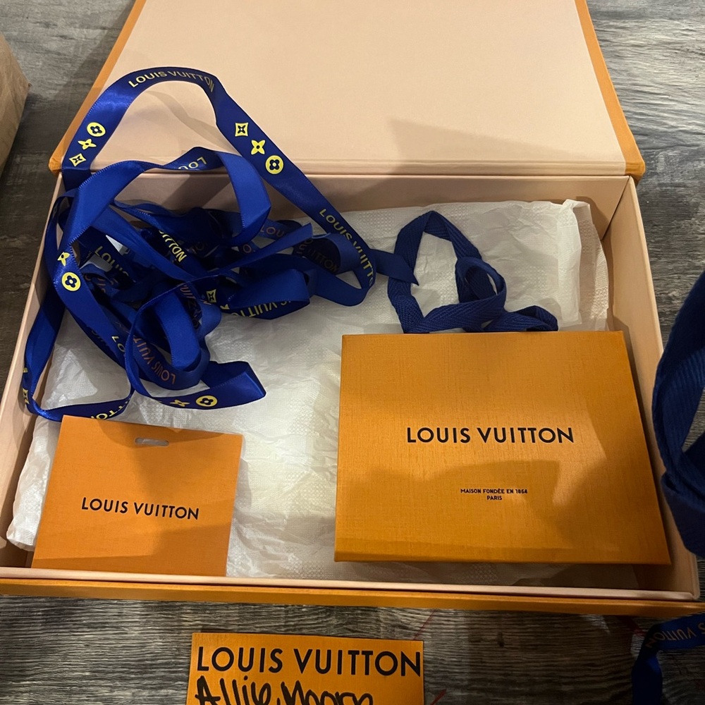 Louis Vuitton gift giver set #2